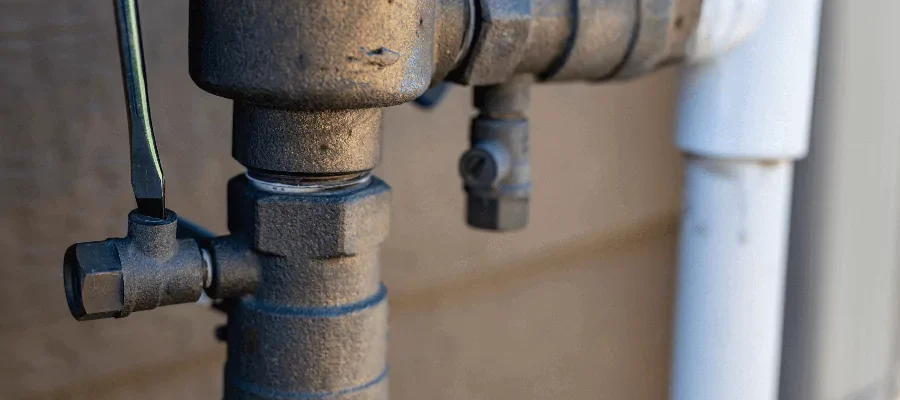 close up of a backflow preventer